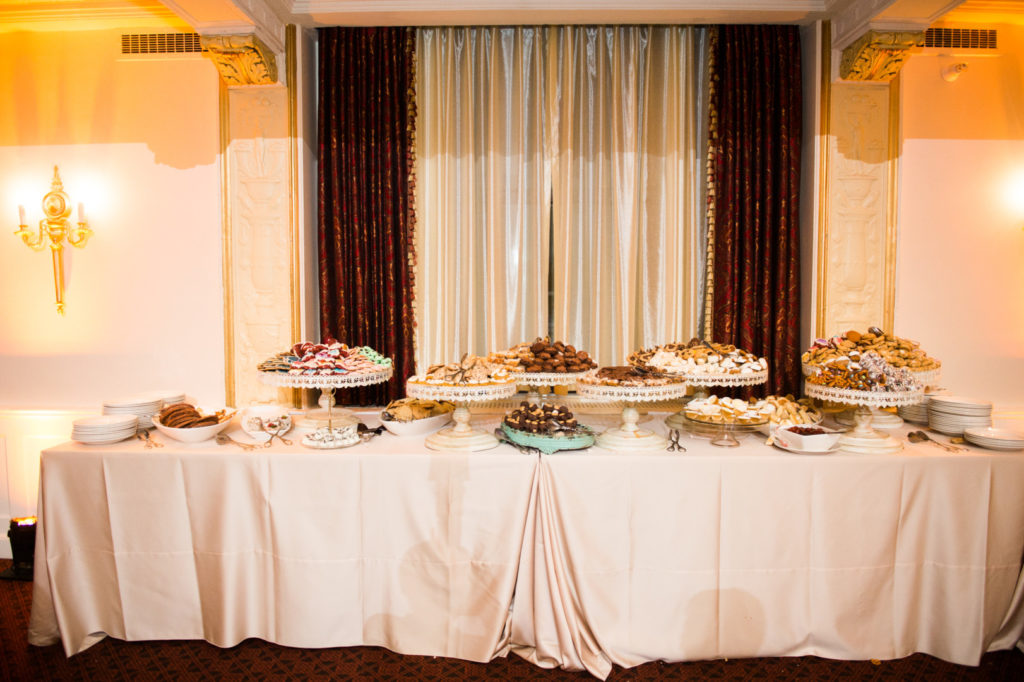 William Penn Wedding Cookie Table